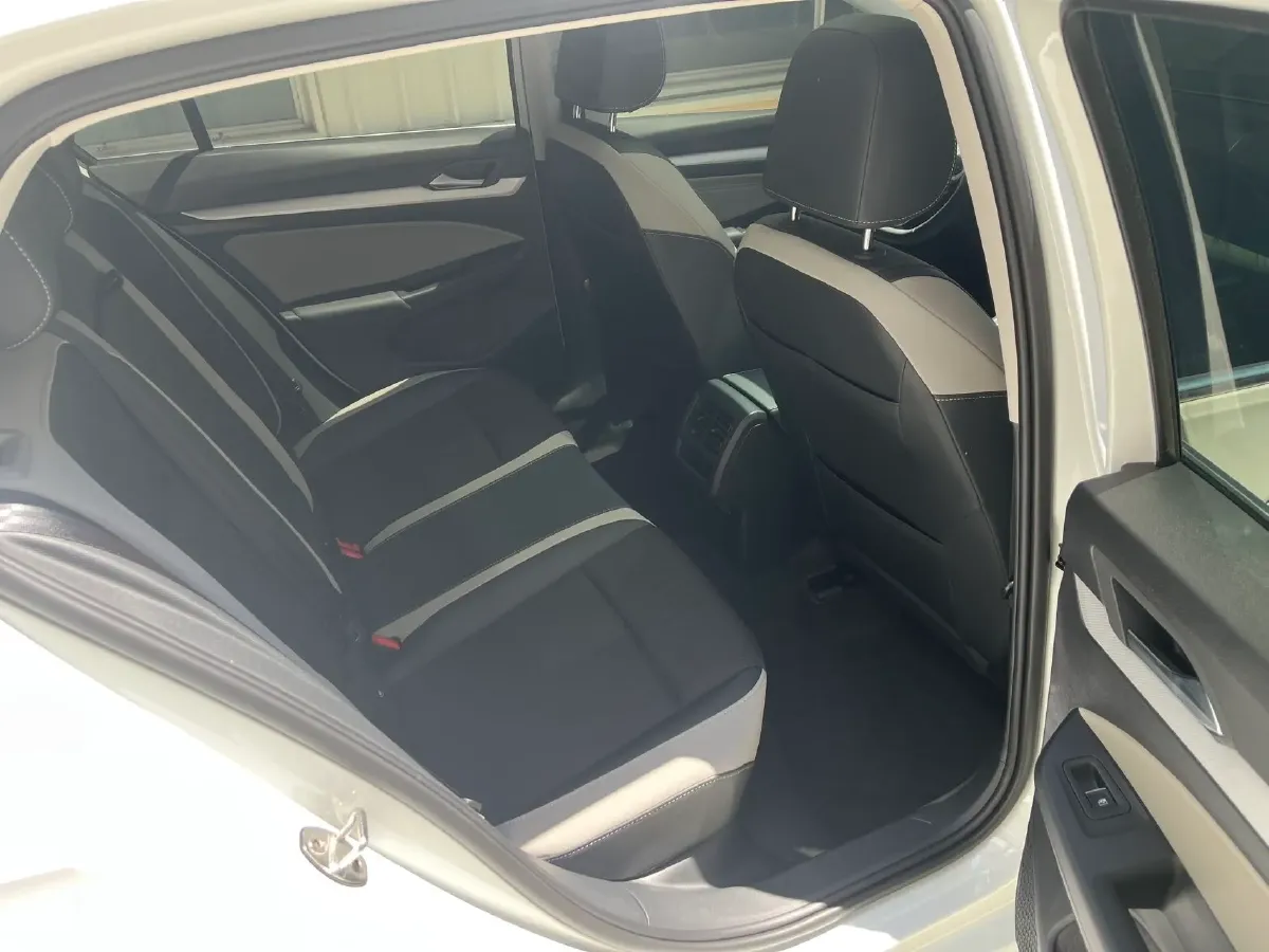 2021 Volkswagen Golf 1.4T 150HP L4 7DCT,autocango,china used car exporter,china ev exporter,chinese used car exporter,chinese used ev exporter