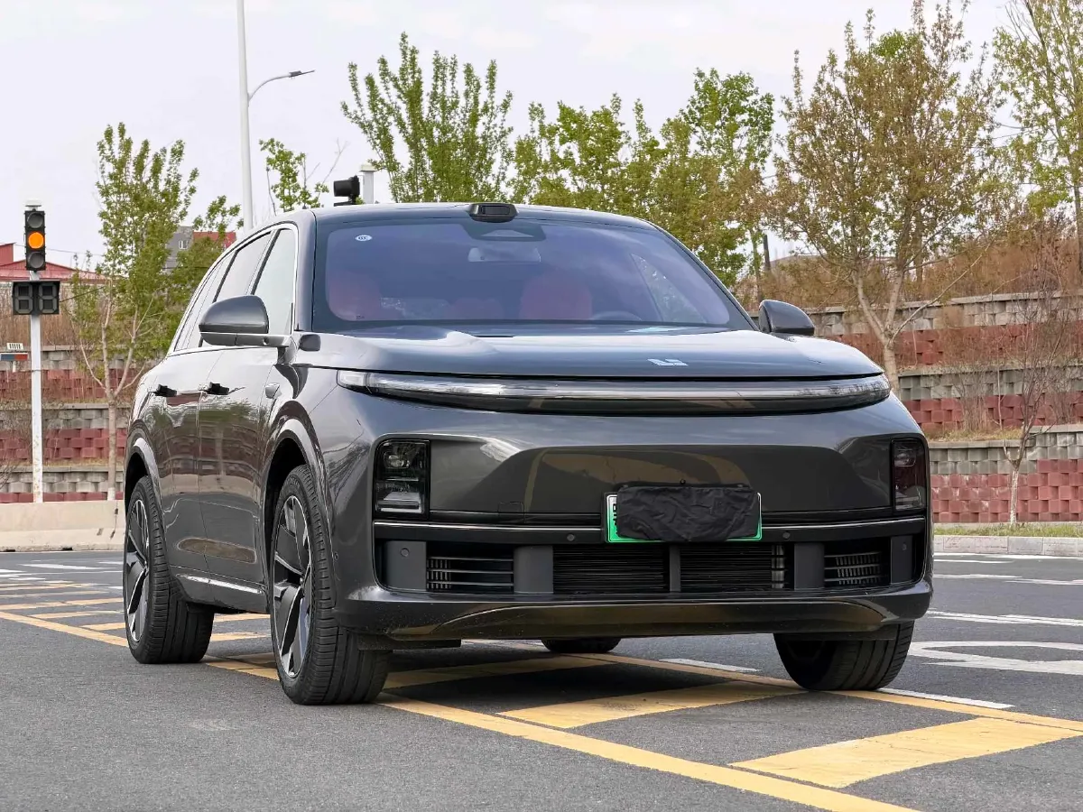 2024 Li L8 Range Extended 154HP REEV 52.3KWH,autocango,china used car exporter,china ev exporter,chinese used car exporter,chinese used ev exporter