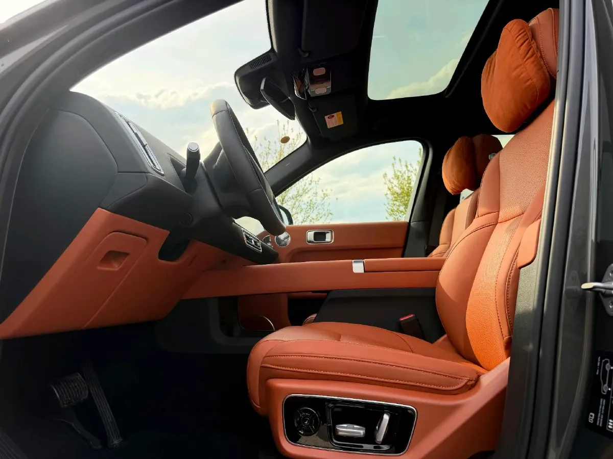 2024 Li L8 Range Extended 154HP REEV 52.3KWH,autocango,china used car exporter,china ev exporter,chinese used car exporter,chinese used ev exporter