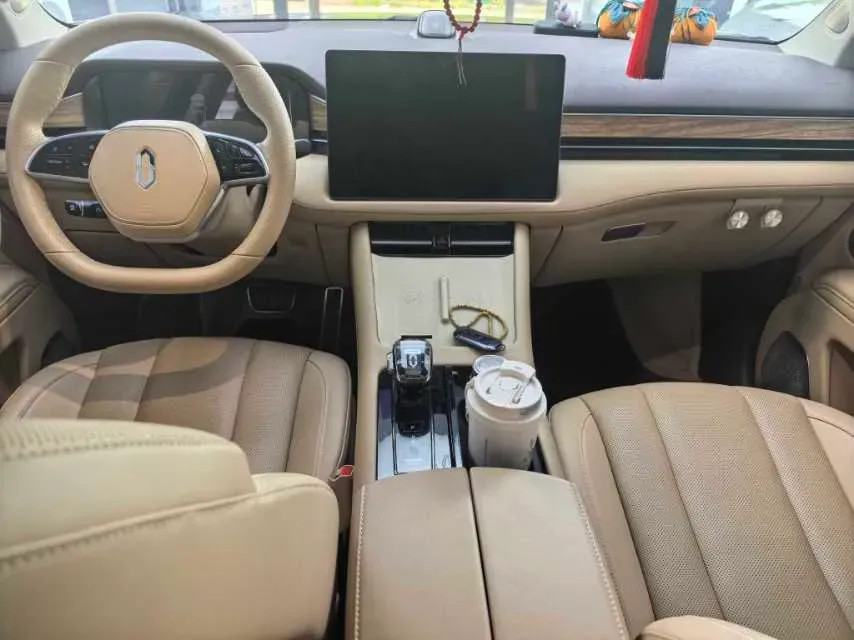 2024 AITO AITO M7 1.5T 152HP L4 REEV 40KWH,autocango,china used car exporter,china ev exporter,chinese used car exporter,chinese used ev exporter