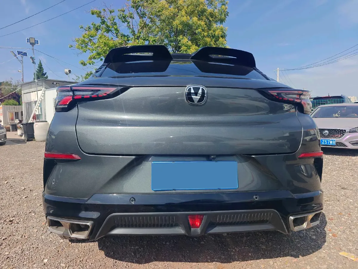 2023 ChangAn UNI-T 1.5T 188HP L4 7DCT,autocango,china used car exporter,china ev exporter,chinese used car exporter,chinese used ev exporter
