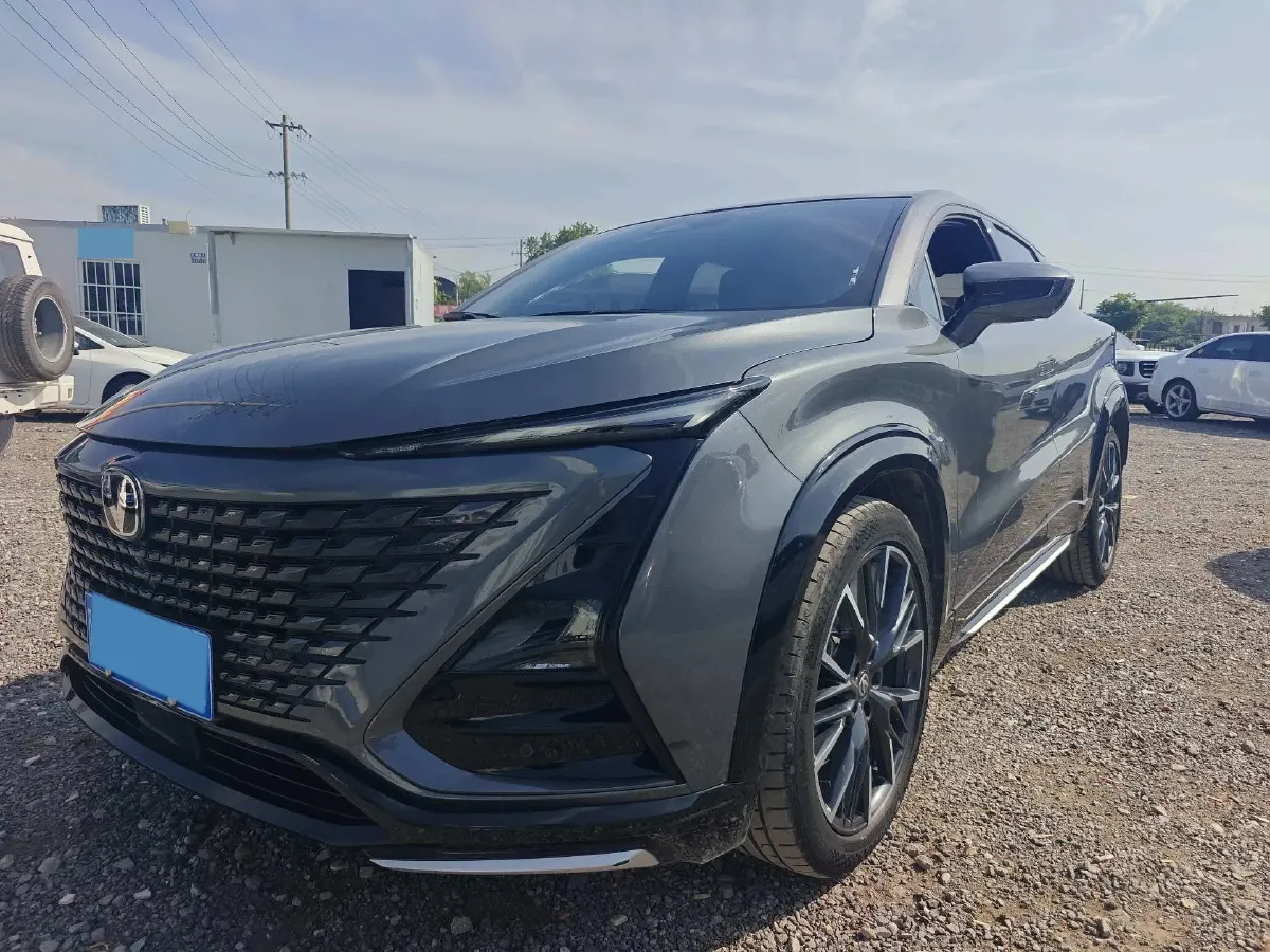 2023 ChangAn UNI-T 1.5T 188HP L4 7DCT,autocango,china used car exporter,china ev exporter,chinese used car exporter,chinese used ev exporter