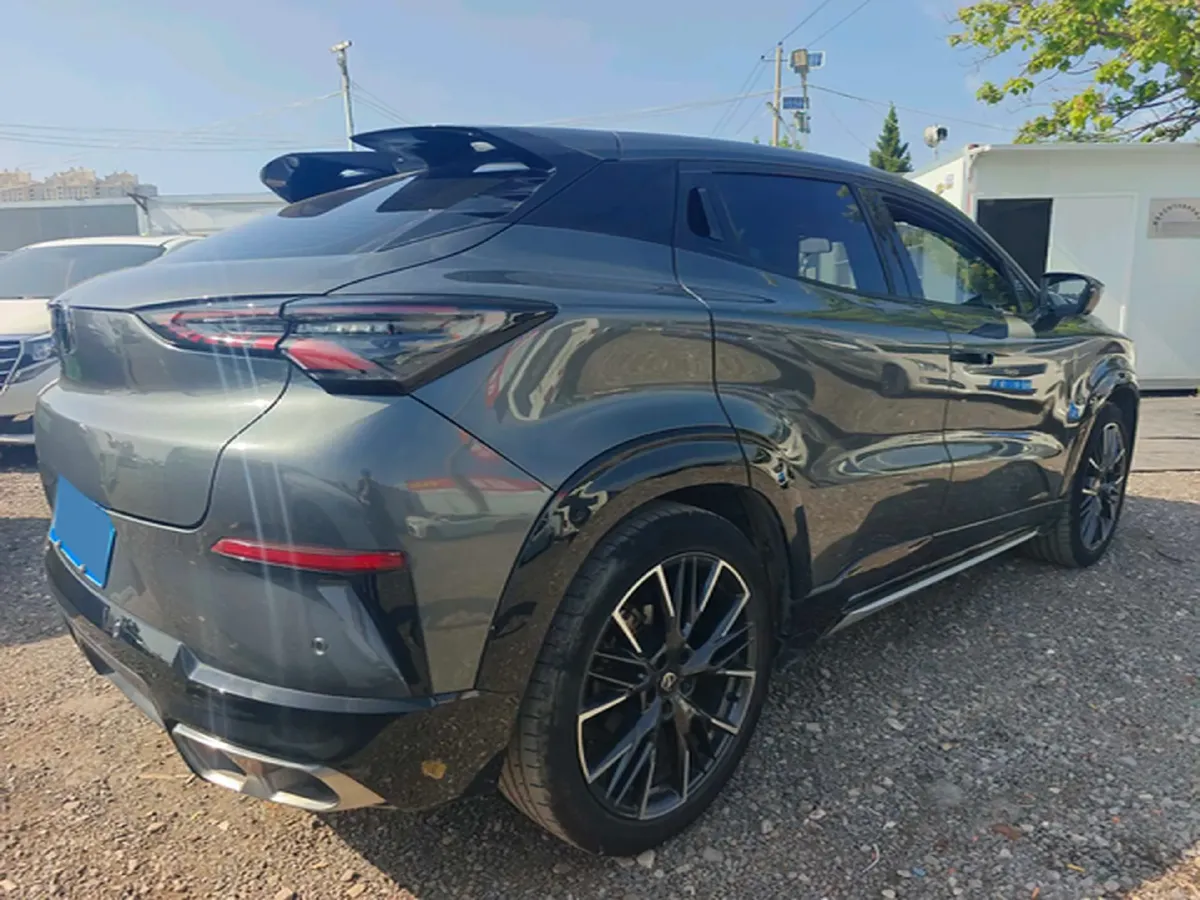 2023 ChangAn UNI-T 1.5T 188HP L4 7DCT,autocango,china used car exporter,china ev exporter,chinese used car exporter,chinese used ev exporter