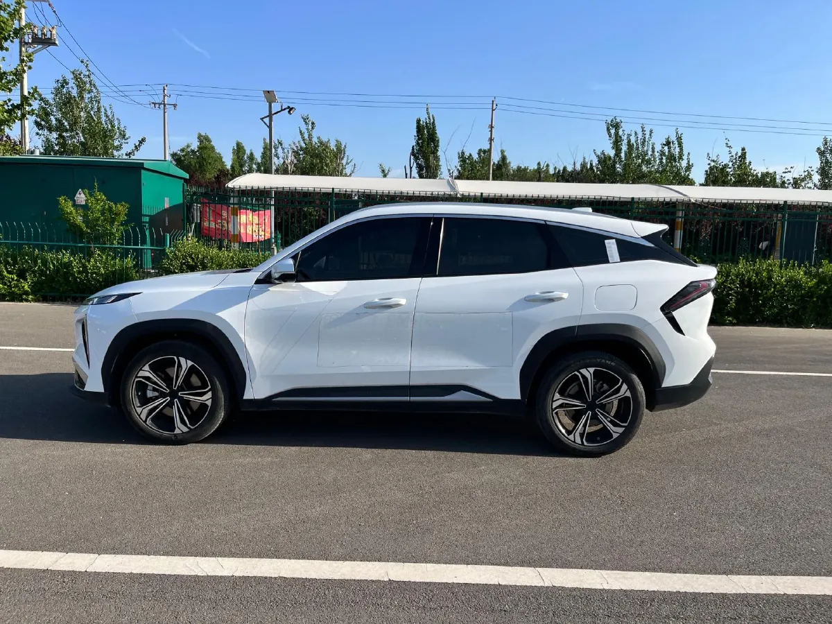 2025 Geely Galaxy L7 1.5L 112HP L4 1DHT PHEV 18.4KWH,autocango,china used car exporter,china ev exporter,chinese used car exporter,chinese used ev exporter