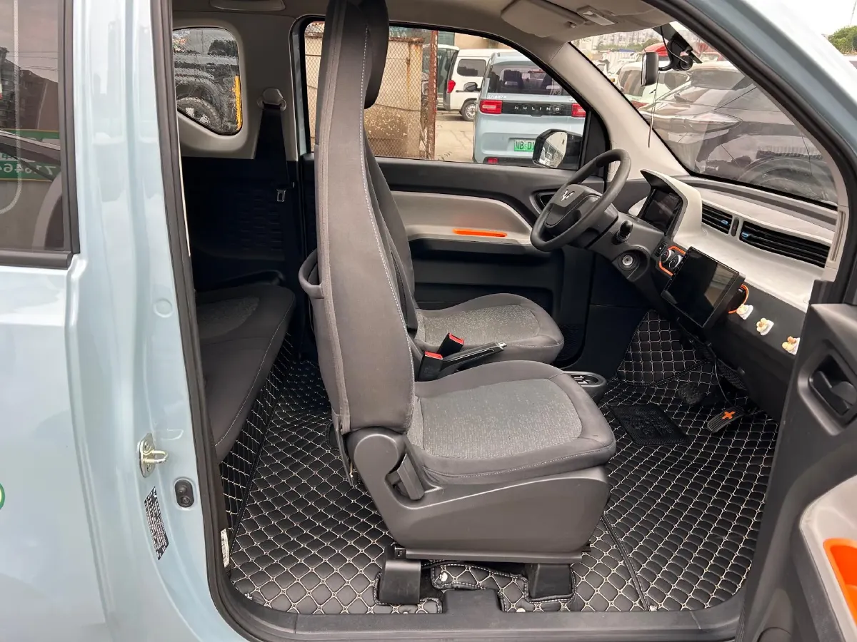 2020 WuLing HongGuang MINI EV BEV 9.3KWH,autocango,china used car exporter,china ev exporter,chinese used car exporter,chinese used ev exporter