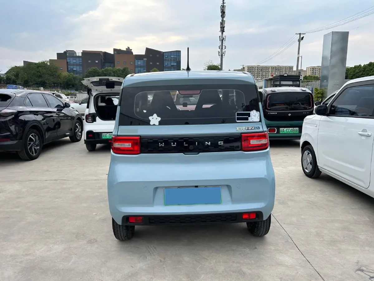 2020 WuLing HongGuang MINI EV BEV 9.3KWH,autocango,china used car exporter,china ev exporter,chinese used car exporter,chinese used ev exporter