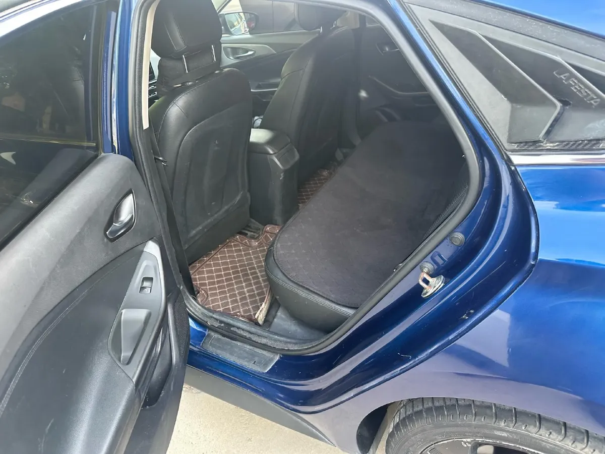 2019 Hyundai La Festa 1.6T 190HP L4 7DCT,autocango,china used car exporter,china ev exporter,chinese used car exporter,chinese used ev exporter