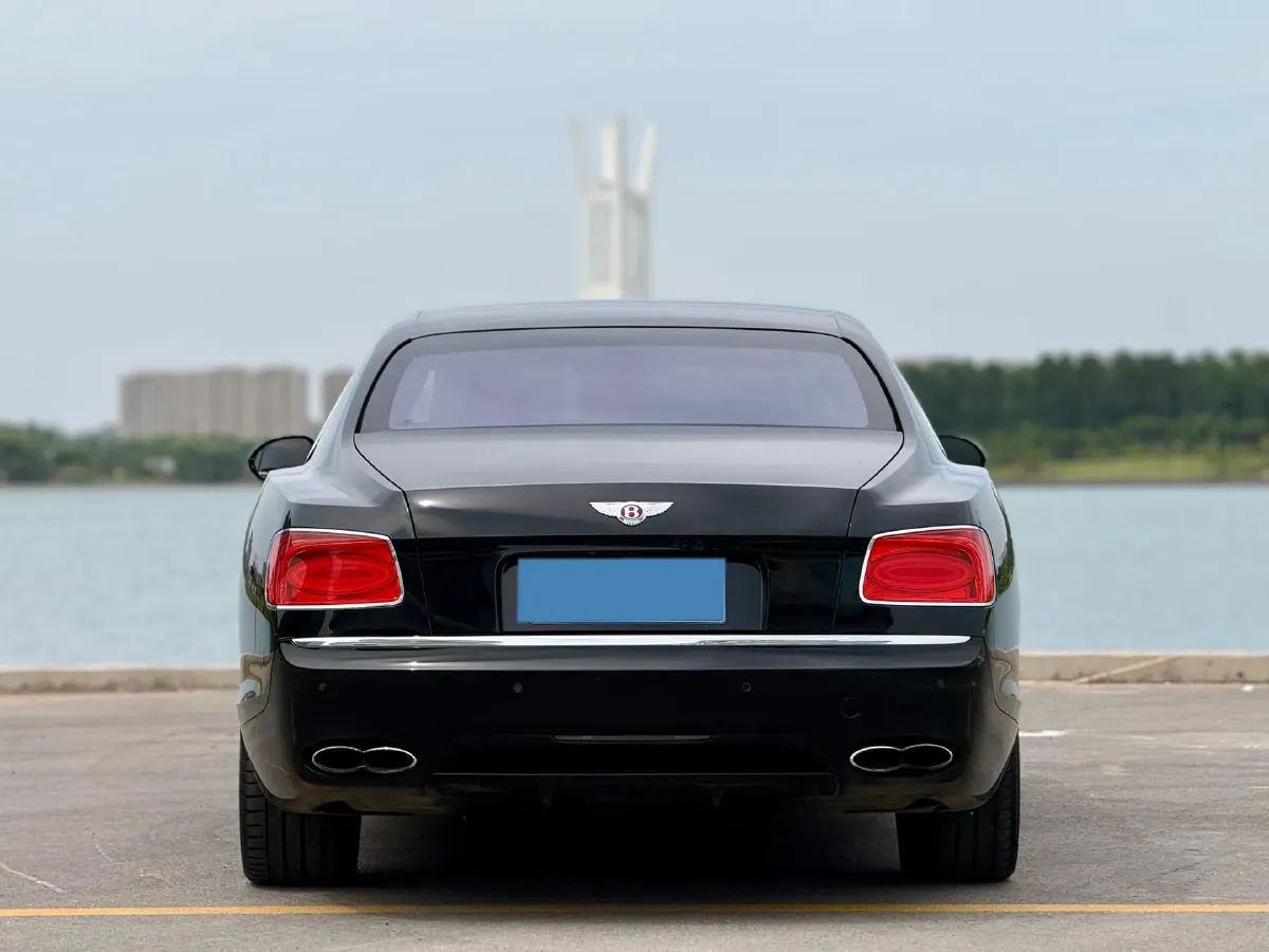 2017 Bentley Flying Spur 4.0T 528HP V8 8AT,autocango,china used car exporter,china ev exporter,chinese used car exporter,chinese used ev exporter