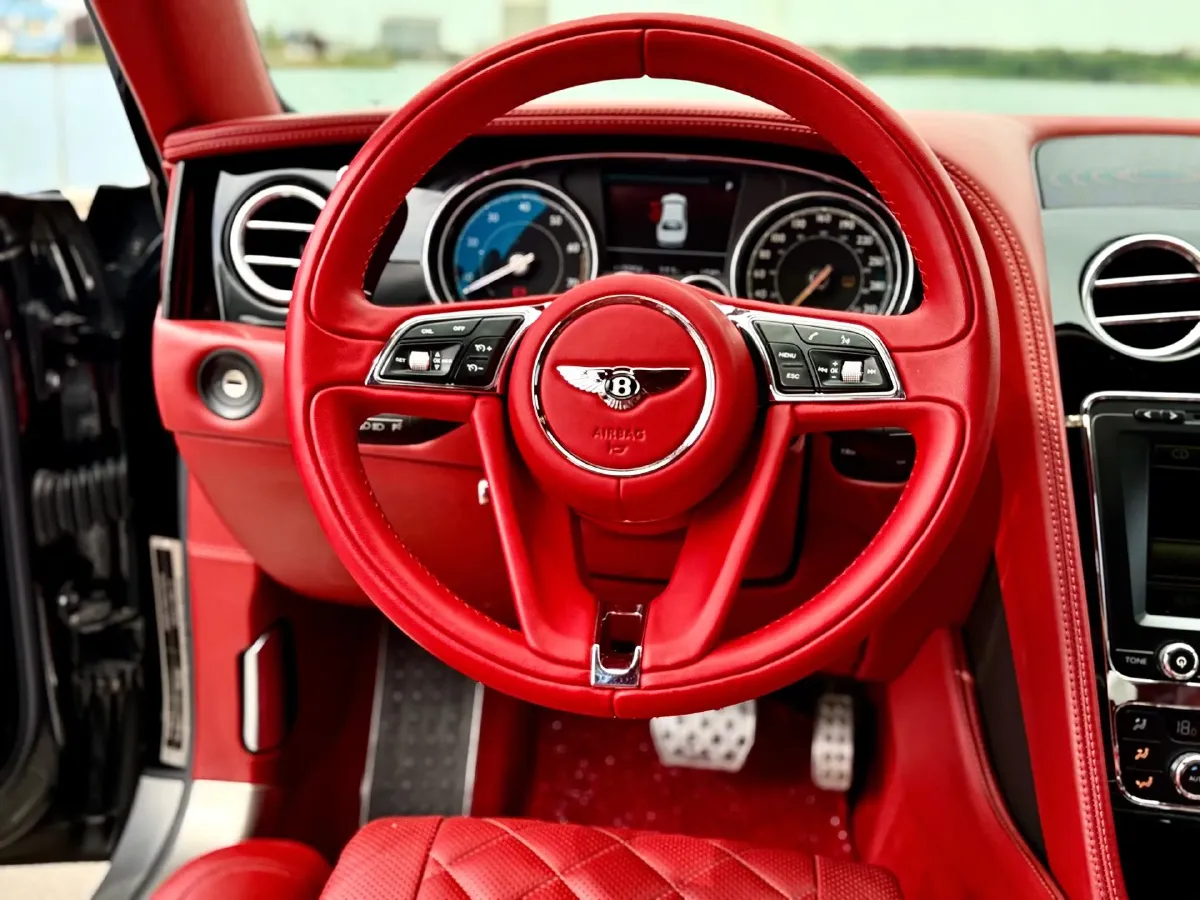 2017 Bentley Flying Spur 4.0T 528HP V8 8AT,autocango,china used car exporter,china ev exporter,chinese used car exporter,chinese used ev exporter