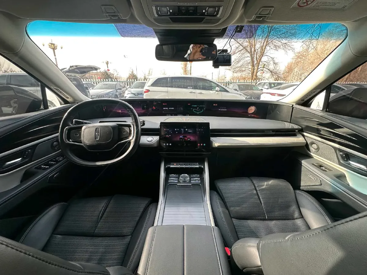 2023 Lincoln Nautilus 2.0T 261HP L4 8AT,autocango,china used car exporter,china ev exporter,chinese used car exporter,chinese used ev exporter
