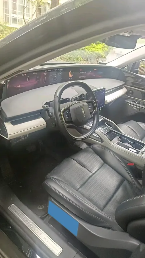2023 Lincoln Nautilus 2.0T 261HP L4 8AT,autocango,china used car exporter,china ev exporter,chinese used car exporter,chinese used ev exporter