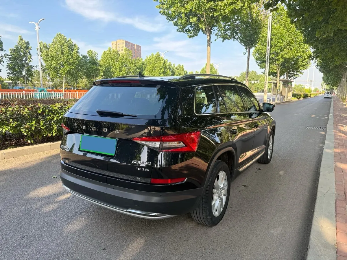 2020 Skoda Kodiak 2.0T 186HP L4 7DCT,autocango,china used car exporter,china ev exporter,chinese used car exporter,chinese used ev exporter