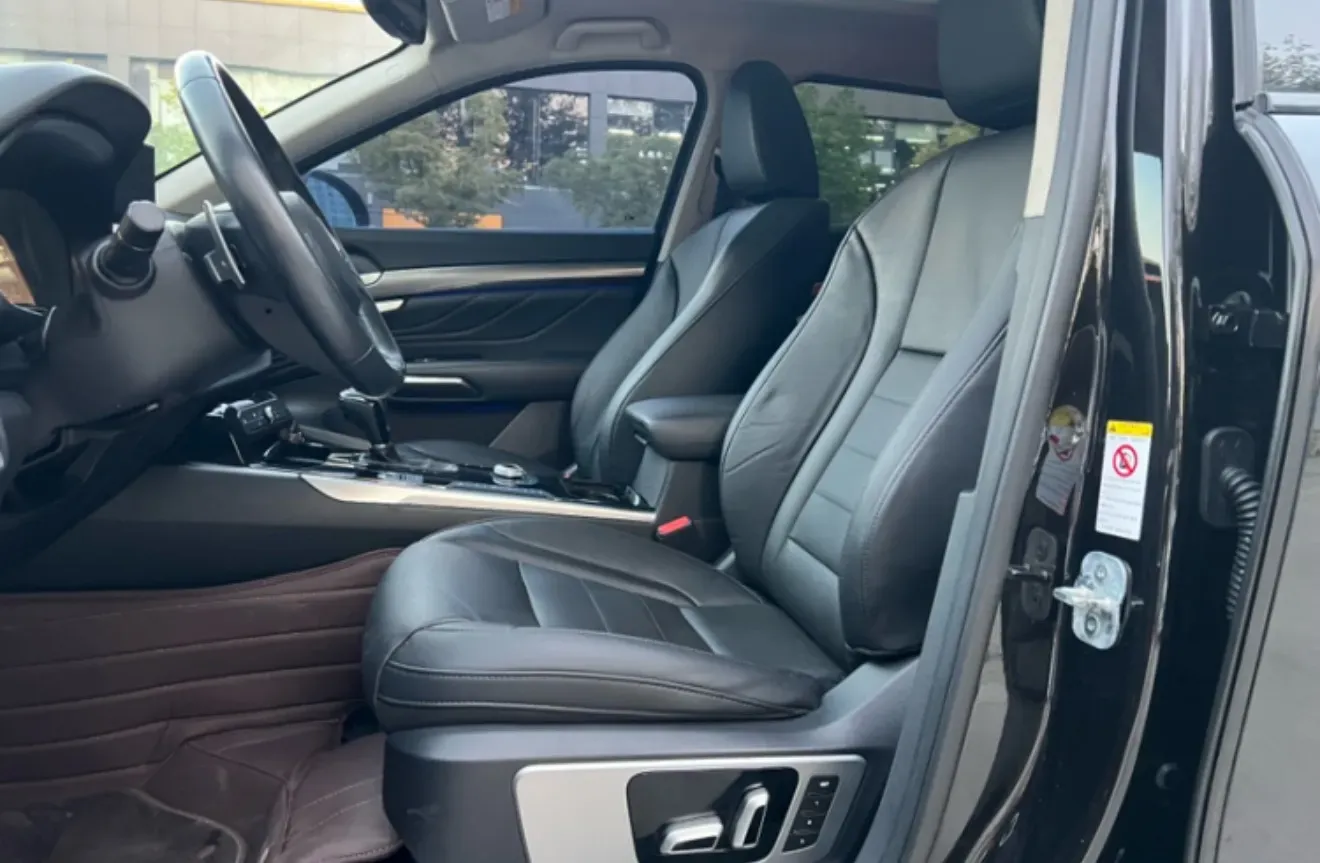 2017 WEY VV7 2.0T 234HP L4 7DCT,autocango,china used car exporter,china ev exporter,chinese used car exporter,chinese used ev exporter