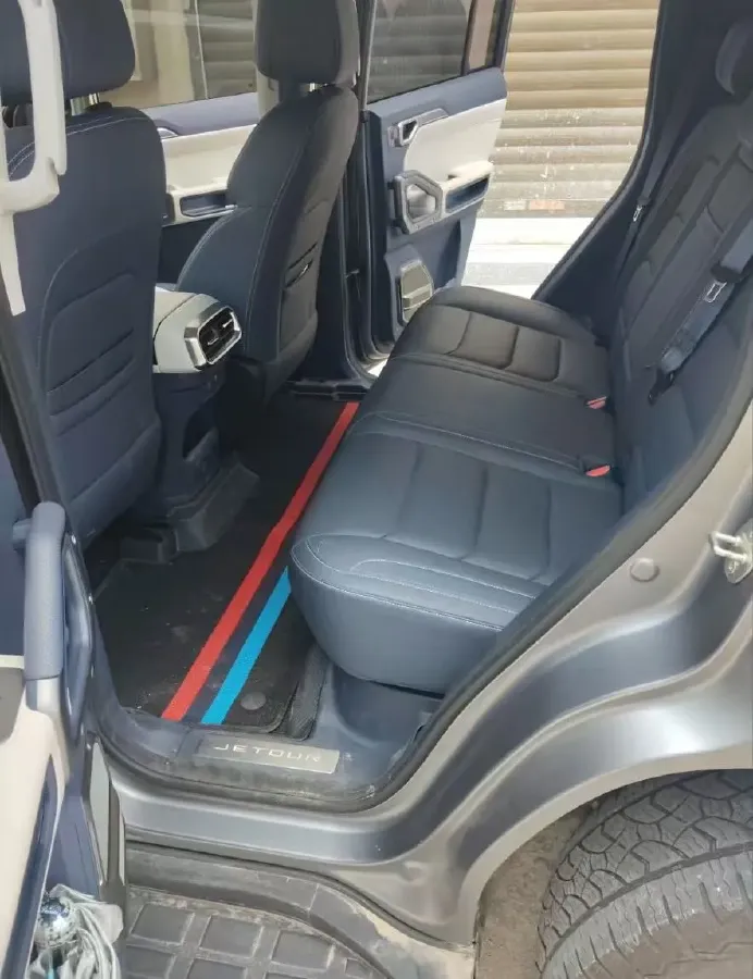 2024 Jetour ShanHai TravellerC-DM 1.5T 156HP L4 3DHT PHEV 43.24KWH,autocango,china used car exporter,china ev exporter,chinese used car exporter,chinese used ev exporter