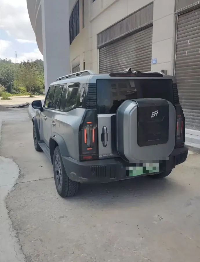 2024 Jetour ShanHai TravellerC-DM 1.5T 156HP L4 3DHT PHEV 43.24KWH,autocango,china used car exporter,china ev exporter,chinese used car exporter,chinese used ev exporter