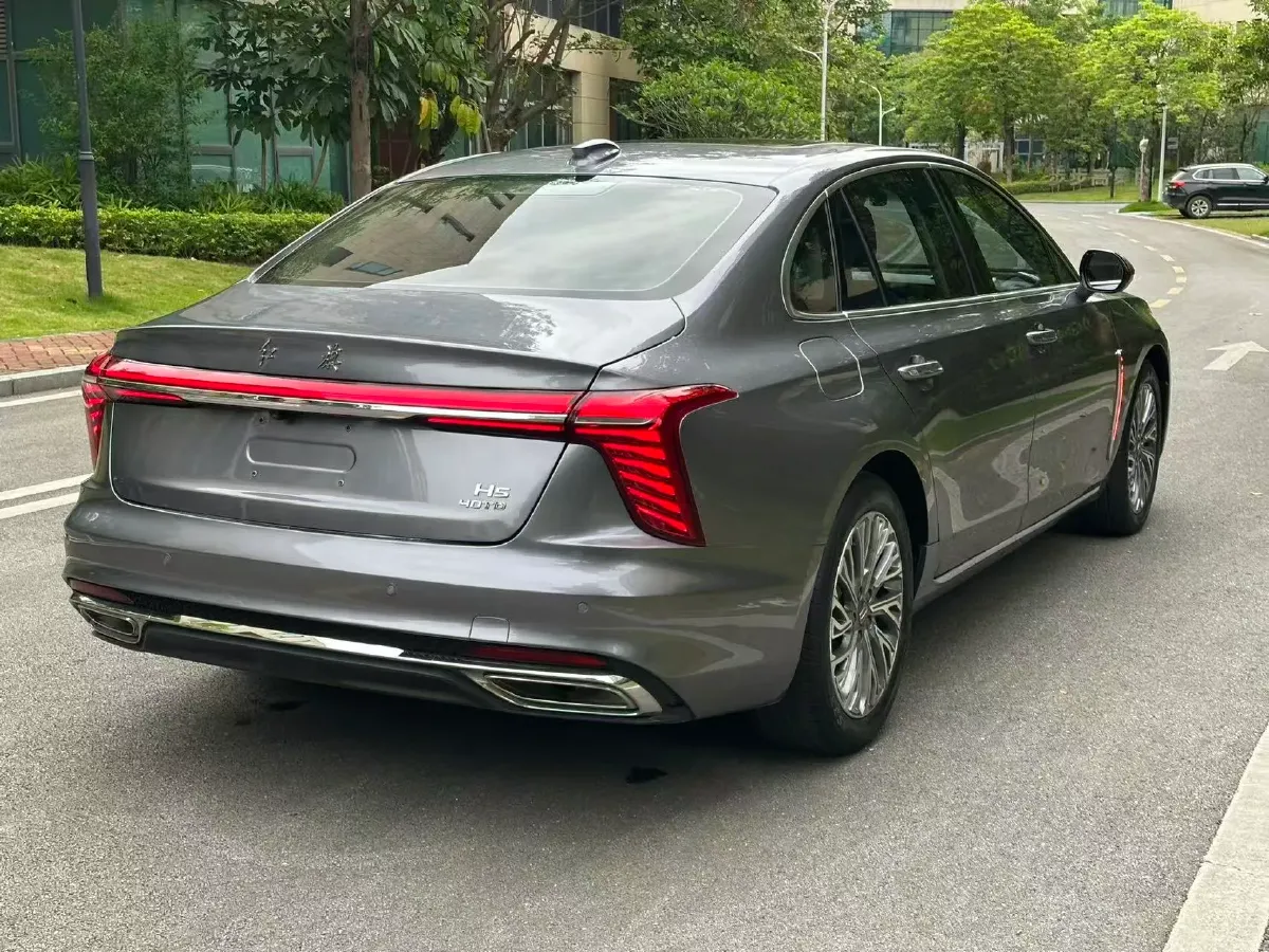 2023 HongQi H5 2.0T 224HP L4 8AT,autocango,china used car exporter,china ev exporter,chinese used car exporter,chinese used ev exporter