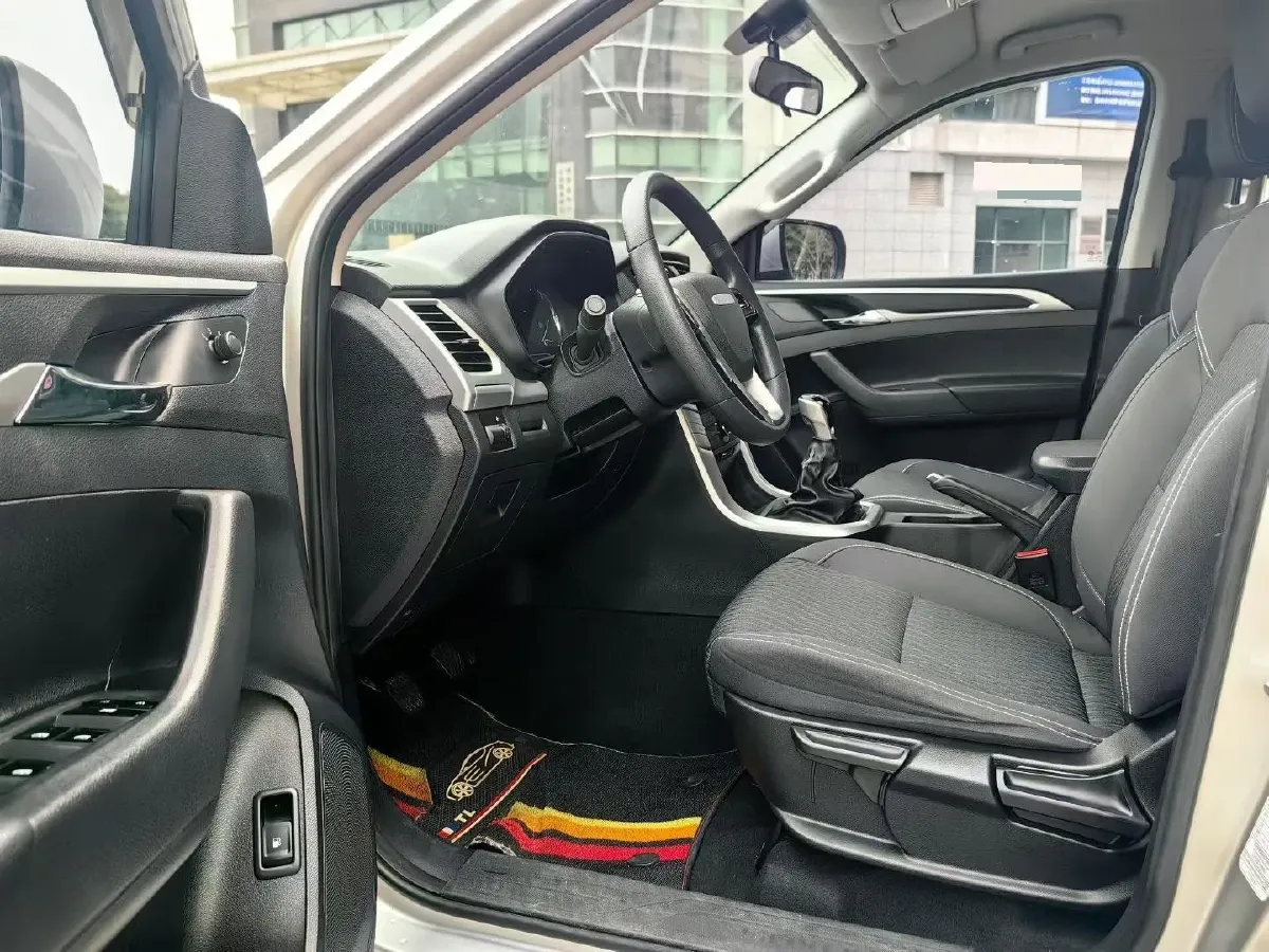 2021 MAXUS T70 2.0T 163HP L4 6MT,autocango,china used car exporter,china ev exporter,chinese used car exporter,chinese used ev exporter