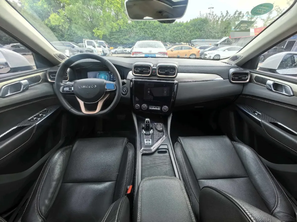 2018 Toyota C-HR 2.0L 171HP L4 CVT,autocango,china used car exporter,china ev exporter,chinese used car exporter,chinese used ev exporter