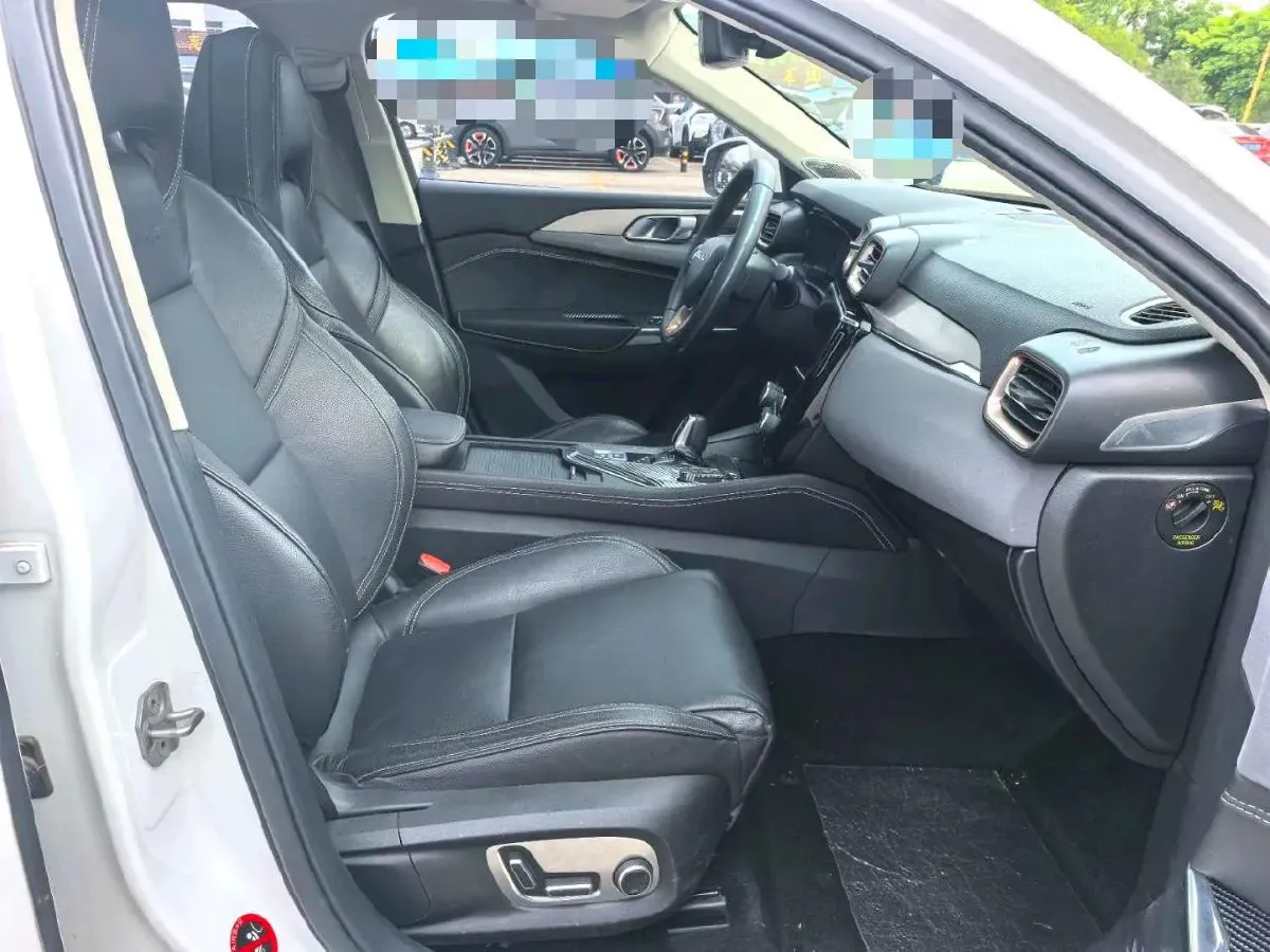 2018 Toyota C-HR 2.0L 171HP L4 CVT,autocango,china used car exporter,china ev exporter,chinese used car exporter,chinese used ev exporter