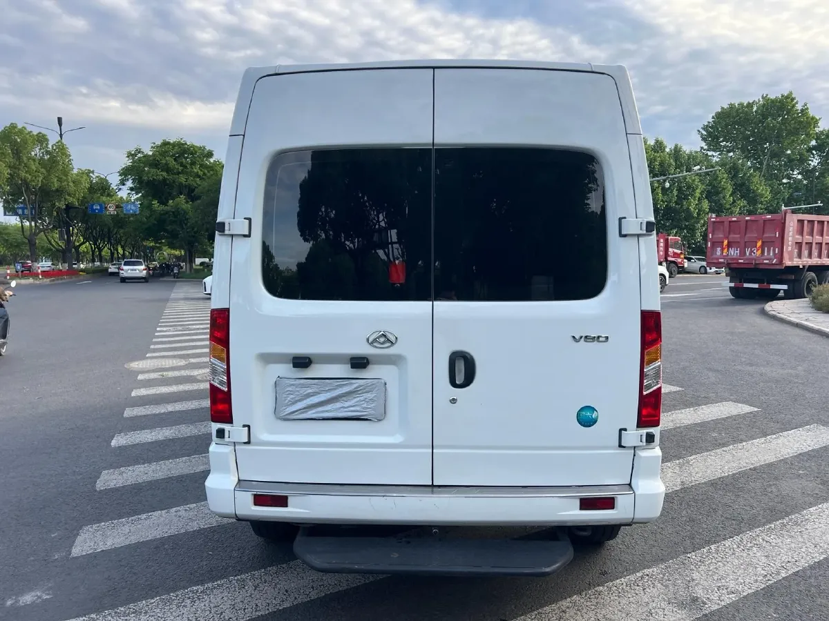 2023 MAXUS Interstellar 2.0T 163HP L4 6MT,autocango,china used car exporter,china ev exporter,chinese used car exporter,chinese used ev exporter