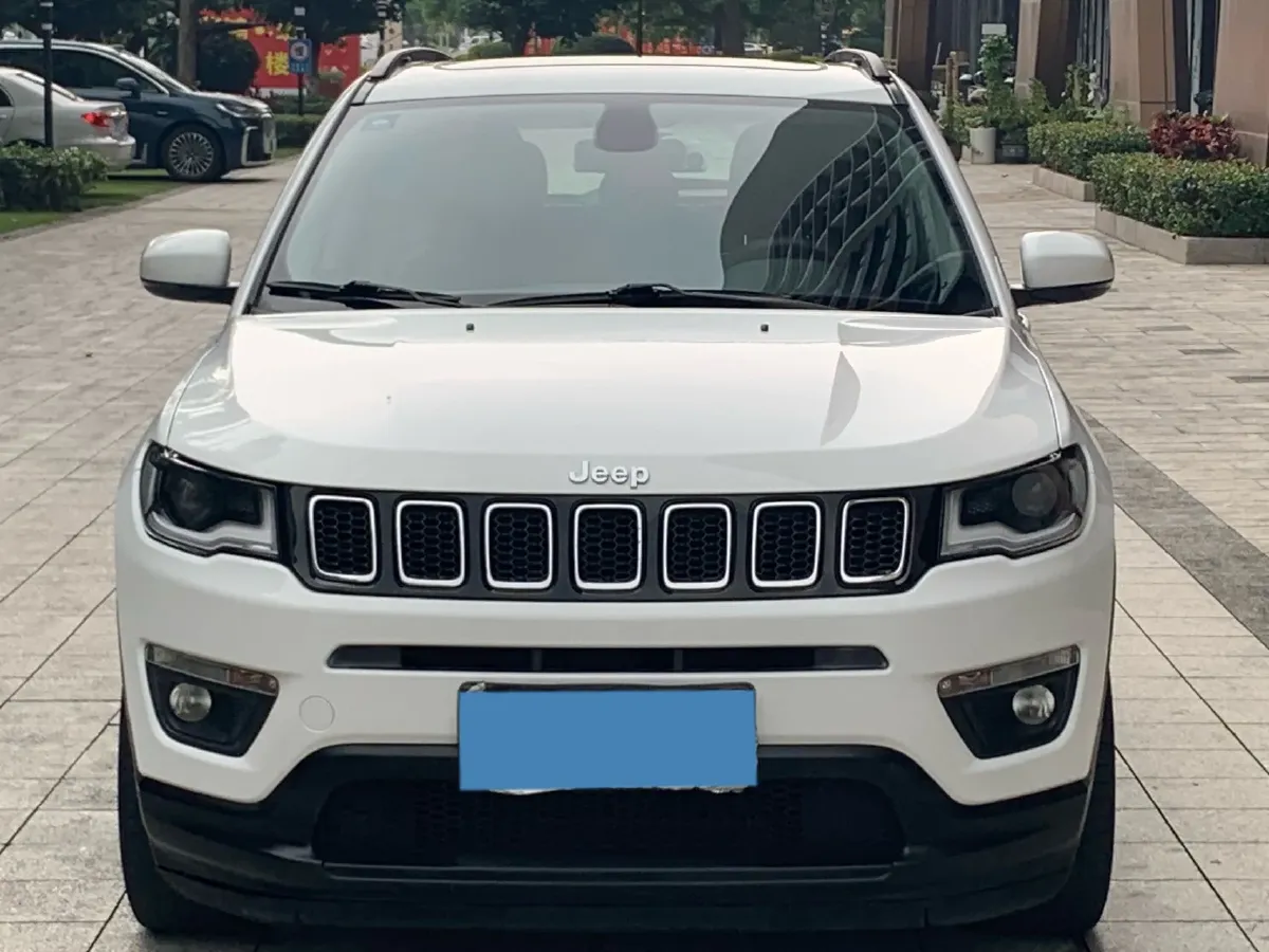 2021 Jeep Compass 1.3T 173HP L4 7DCT,autocango,china used car exporter,china ev exporter,chinese used car exporter,chinese used ev exporter