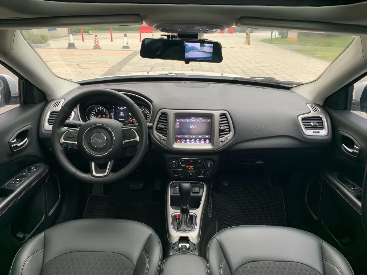 2021 Jeep Compass 1.3T 173HP L4 7DCT,autocango,china used car exporter,china ev exporter,chinese used car exporter,chinese used ev exporter