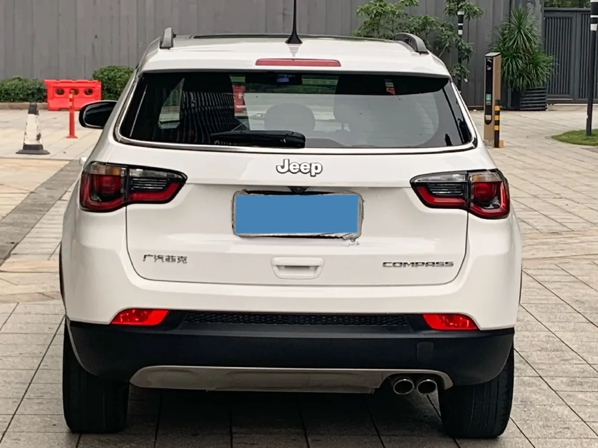 2021 Jeep Compass 1.3T 173HP L4 7DCT,autocango,china used car exporter,china ev exporter,chinese used car exporter,chinese used ev exporter