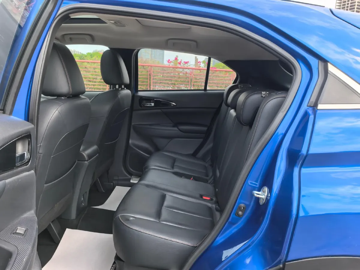2019 Mitsubishi Eclipse Cross 1.5T 170HP L4 CVT,autocango,china used car exporter,china ev exporter,chinese used car exporter,chinese used ev exporter