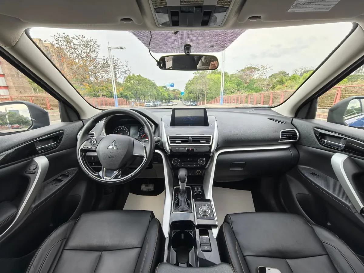 2019 Mitsubishi Eclipse Cross 1.5T 170HP L4 CVT,autocango,china used car exporter,china ev exporter,chinese used car exporter,chinese used ev exporter