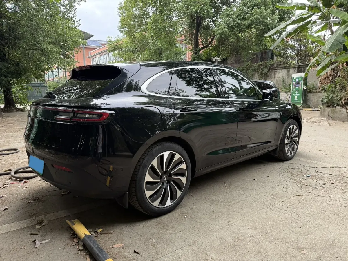 2022 Infiniti Q50L 2.0T 211HP L4 7AT,autocango,china used car exporter,china ev exporter,chinese used car exporter,chinese used ev exporter