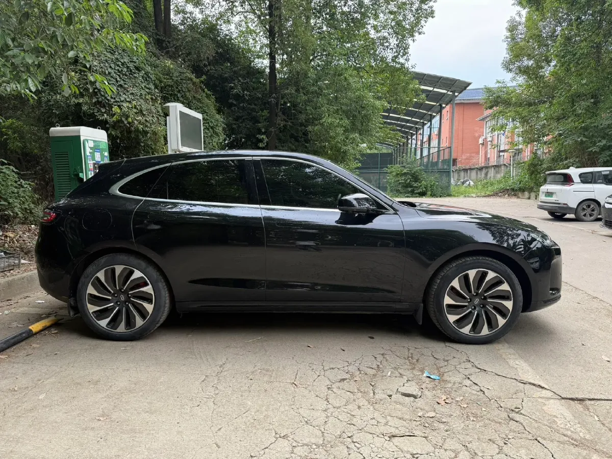 2022 Infiniti Q50L 2.0T 211HP L4 7AT,autocango,china used car exporter,china ev exporter,chinese used car exporter,chinese used ev exporter