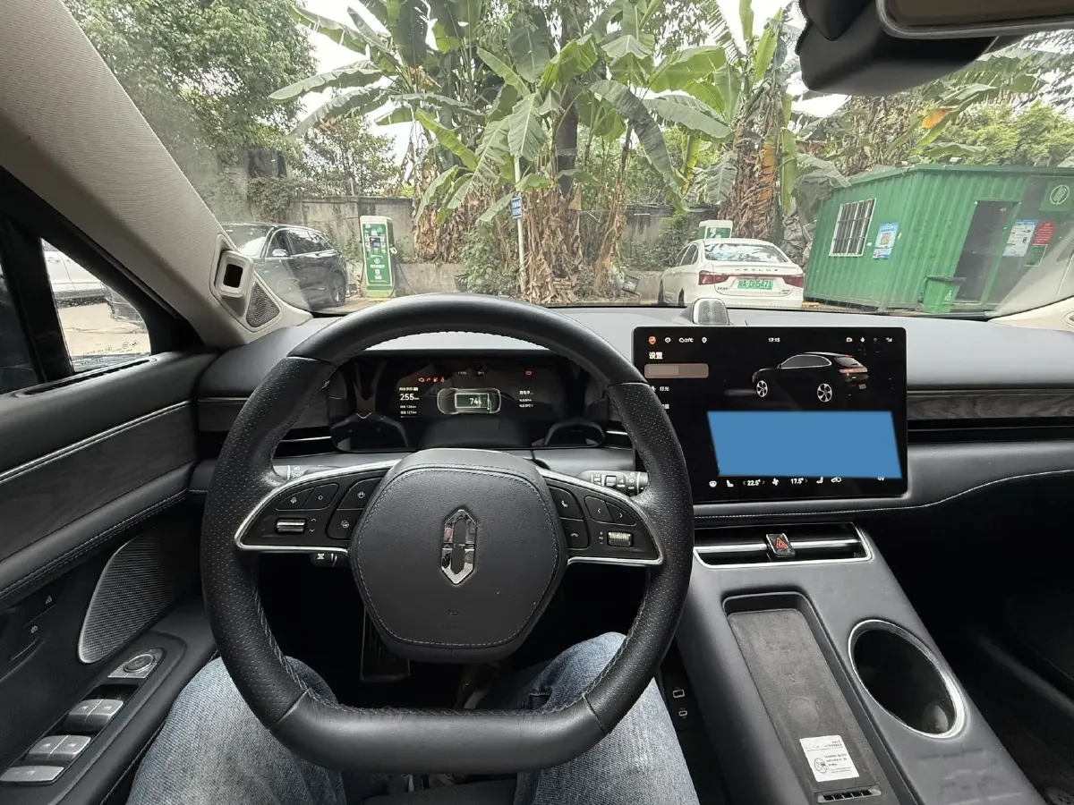 2022 Infiniti Q50L 2.0T 211HP L4 7AT,autocango,china used car exporter,china ev exporter,chinese used car exporter,chinese used ev exporter