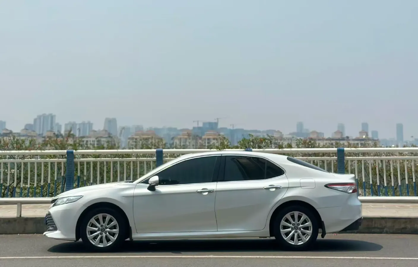 2019 Toyota Camry 2.0L 178HP L4 CVT,autocango,china used car exporter,china ev exporter,chinese used car exporter,chinese used ev exporter