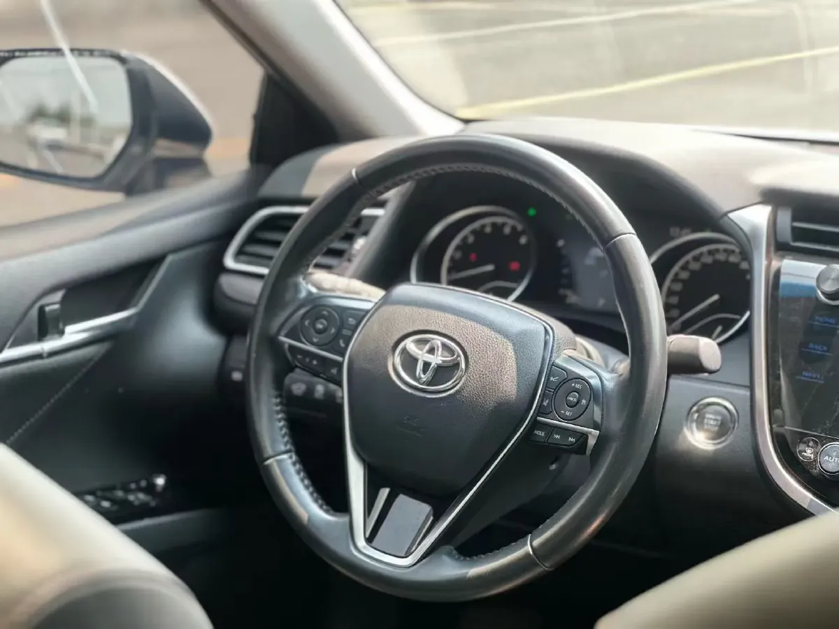 2019 Toyota Camry 2.0L 178HP L4 CVT,autocango,china used car exporter,china ev exporter,chinese used car exporter,chinese used ev exporter