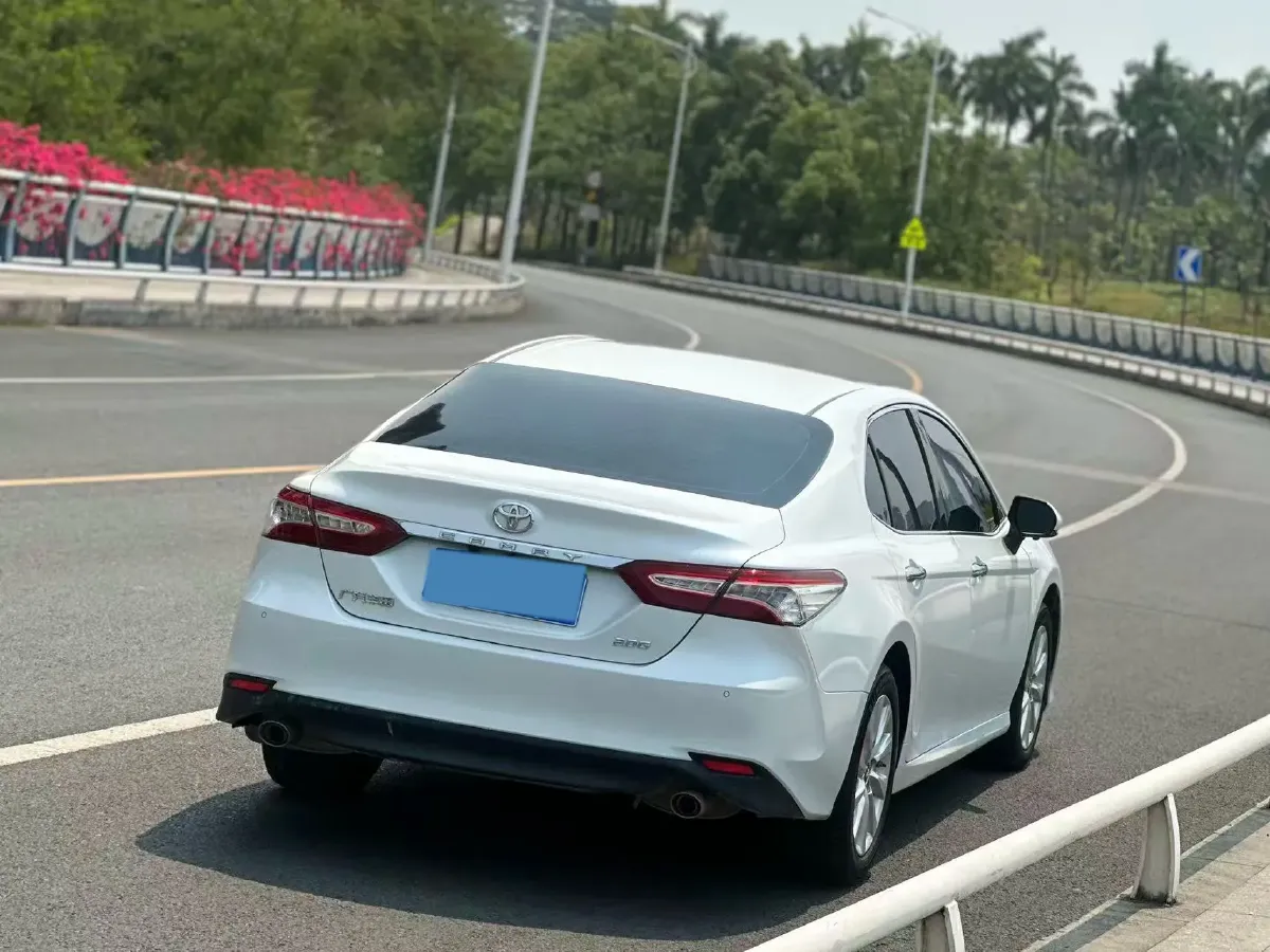 2019 Toyota Camry 2.0L 178HP L4 CVT,autocango,china used car exporter,china ev exporter,chinese used car exporter,chinese used ev exporter