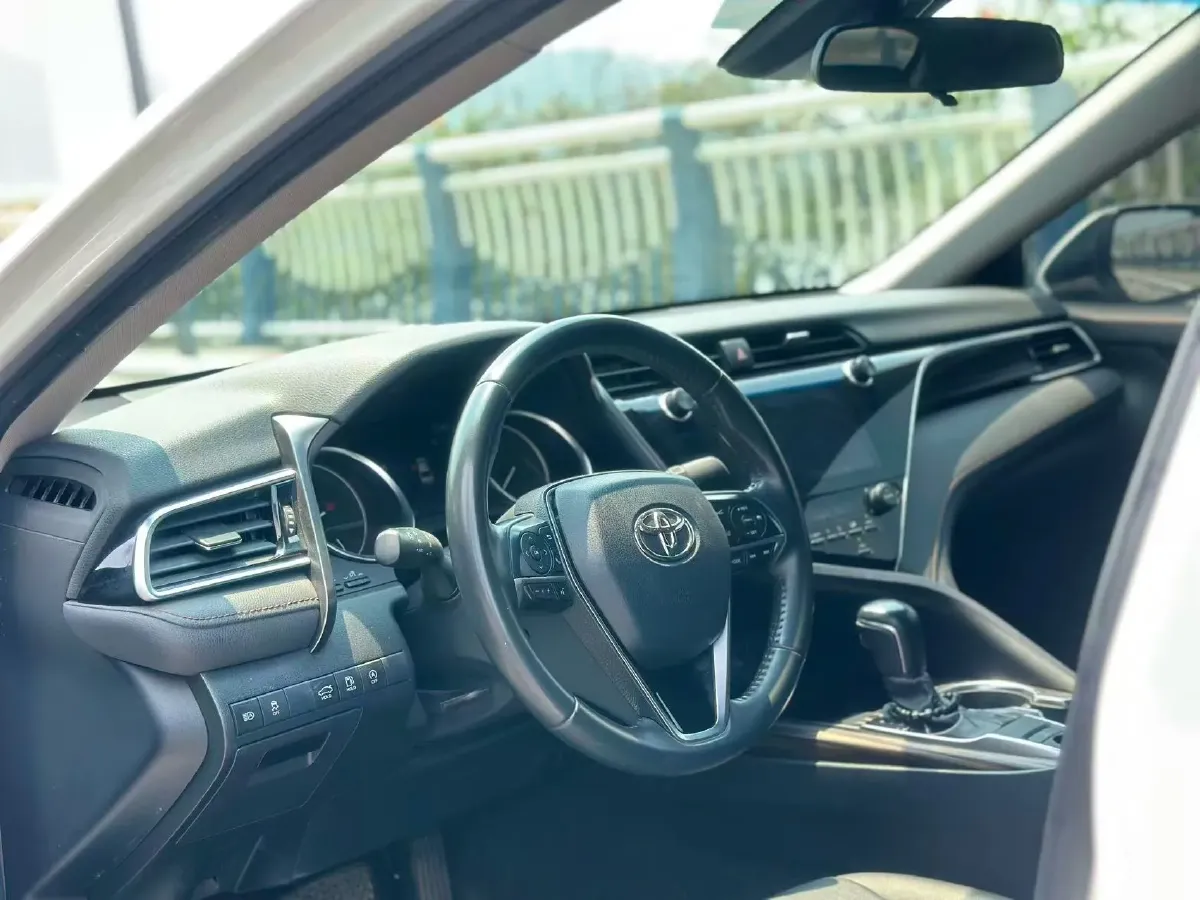 2019 Toyota Camry 2.0L 178HP L4 CVT,autocango,china used car exporter,china ev exporter,chinese used car exporter,chinese used ev exporter