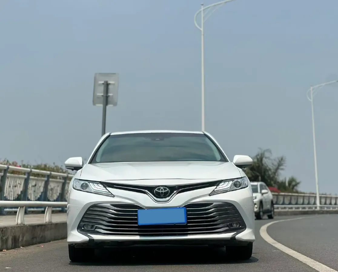 2019 Toyota Camry 2.0L 178HP L4 CVT,autocango,china used car exporter,china ev exporter,chinese used car exporter,chinese used ev exporter