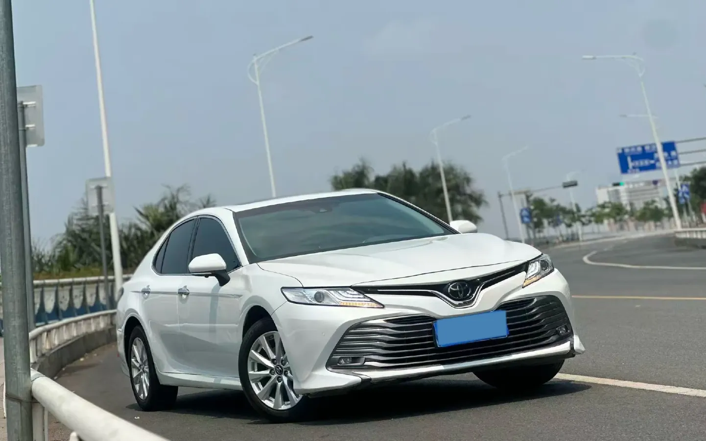 2019 Toyota Camry 2.0L 178HP L4 CVT,autocango,china used car exporter,china ev exporter,chinese used car exporter,chinese used ev exporter
