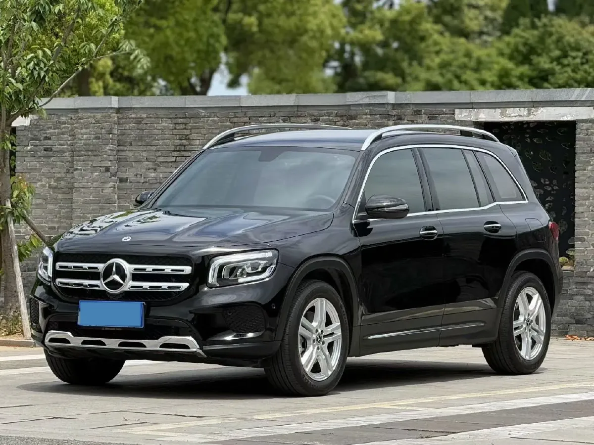2023 Mercedes-Benz GLB Class 2.0T 190HP L4 8DCT,autocango,china used car exporter,china ev exporter,chinese used car exporter,chinese used ev exporter