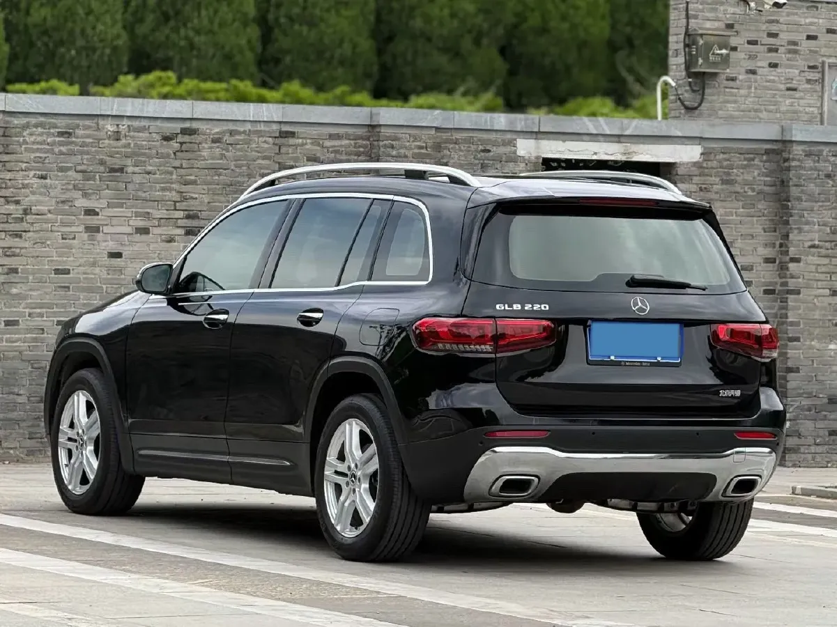 2023 Mercedes-Benz GLB Class 2.0T 190HP L4 8DCT,autocango,china used car exporter,china ev exporter,chinese used car exporter,chinese used ev exporter