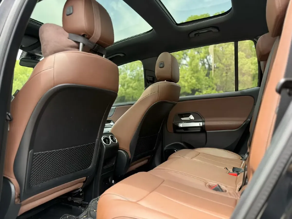 2023 Mercedes-Benz GLB Class 2.0T 190HP L4 8DCT,autocango,china used car exporter,china ev exporter,chinese used car exporter,chinese used ev exporter