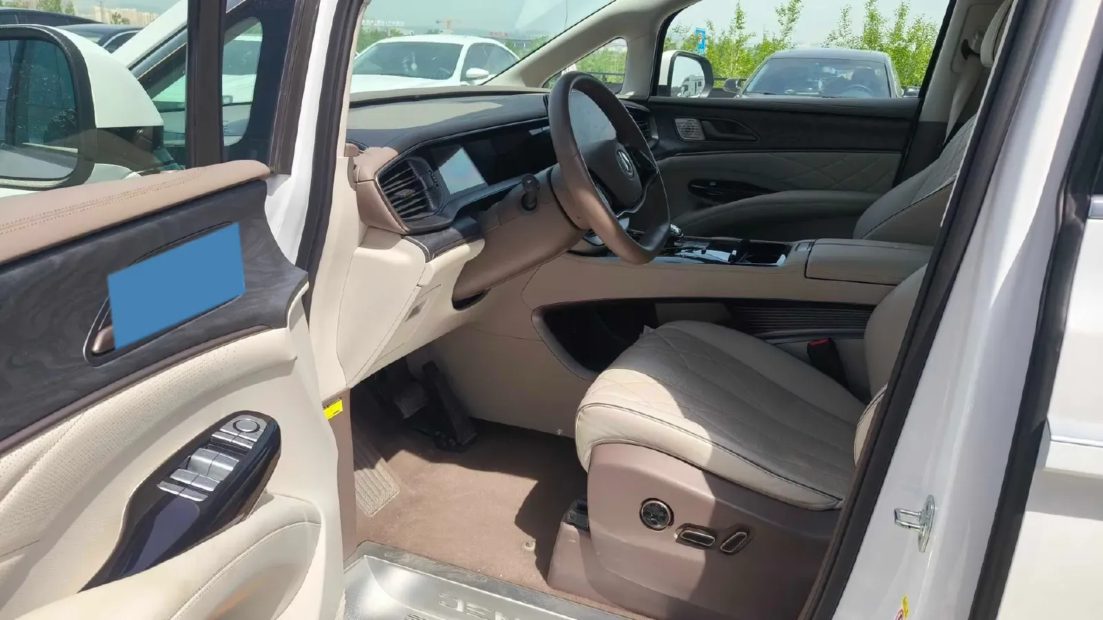 2022 HongQi HS7 3.0T 337HP V6 8AT,autocango,china used car exporter,china ev exporter,chinese used car exporter,chinese used ev exporter