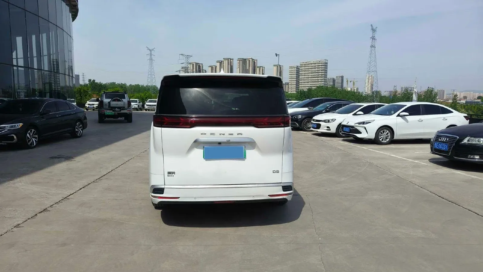 2022 HongQi HS7 3.0T 337HP V6 8AT,autocango,china used car exporter,china ev exporter,chinese used car exporter,chinese used ev exporter