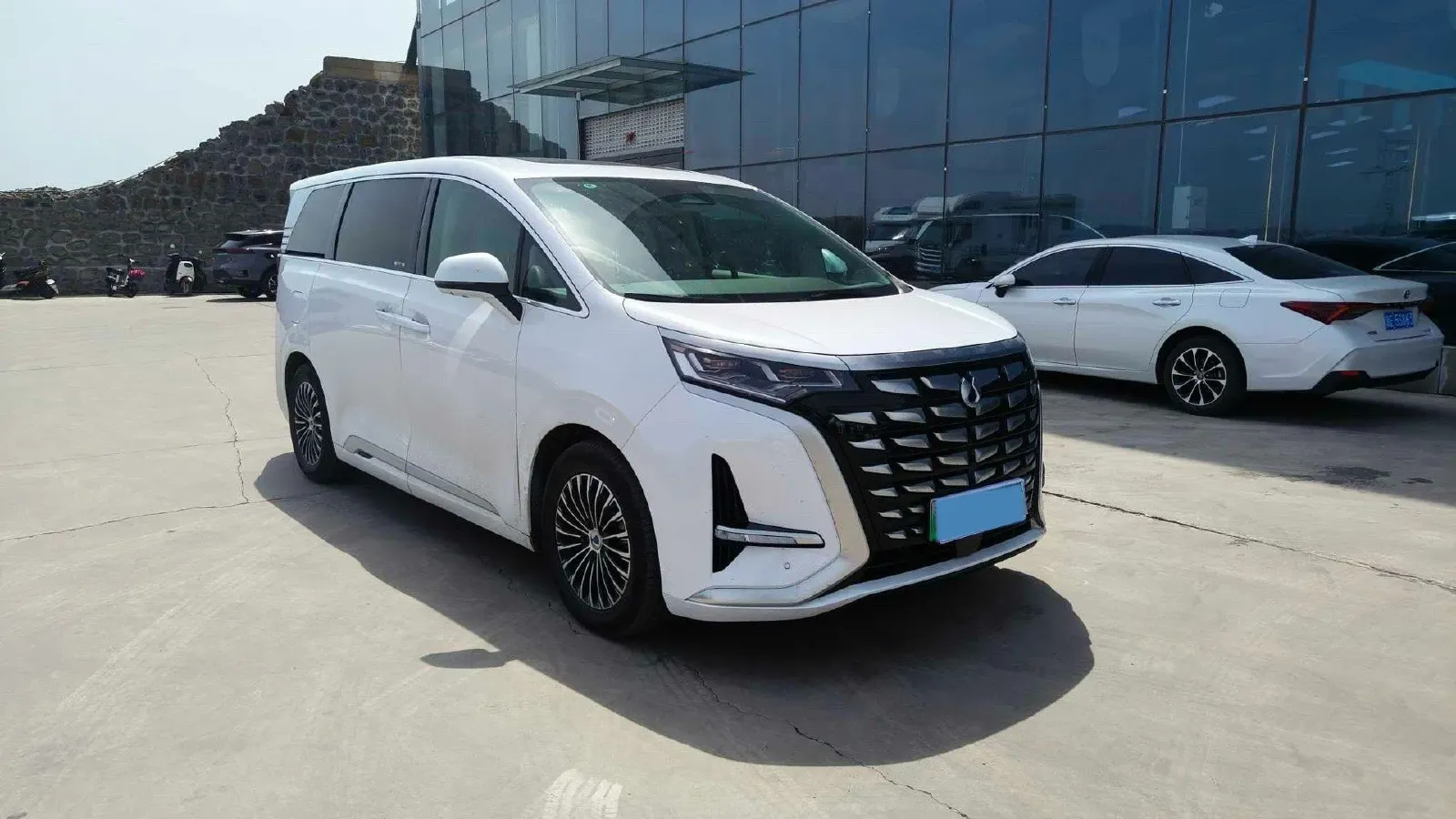 2022 HongQi HS7 3.0T 337HP V6 8AT,autocango,china used car exporter,china ev exporter,chinese used car exporter,chinese used ev exporter
