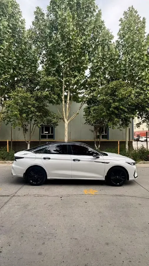2022 Chery Arrizo 8 1.6T 197HP L4 7DCT,autocango,china used car exporter,china ev exporter,chinese used car exporter,chinese used ev exporter