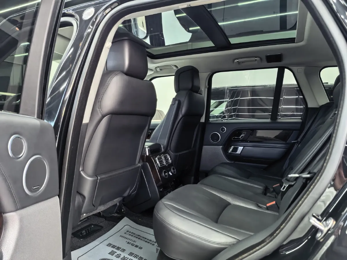 2020 Land Rover Range Rover 3.0T 360HP L6 8AT,autocango,china used car exporter,china ev exporter,chinese used car exporter,chinese used ev exporter