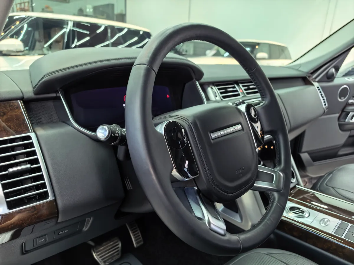 2020 Land Rover Range Rover 3.0T 360HP L6 8AT,autocango,china used car exporter,china ev exporter,chinese used car exporter,chinese used ev exporter