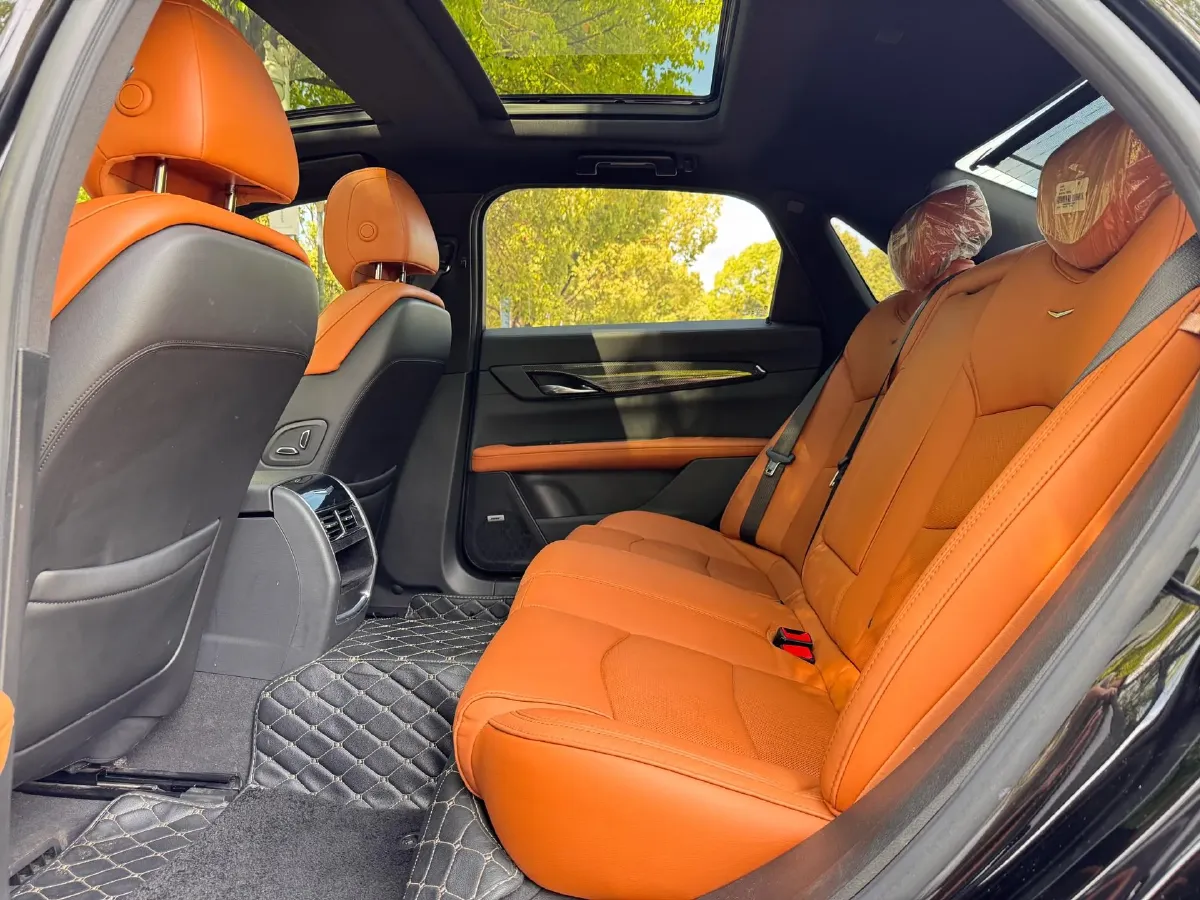 2022 Cadillac CT6 2.0T 237HP L4 10AT,autocango,china used car exporter,china ev exporter,chinese used car exporter,chinese used ev exporter