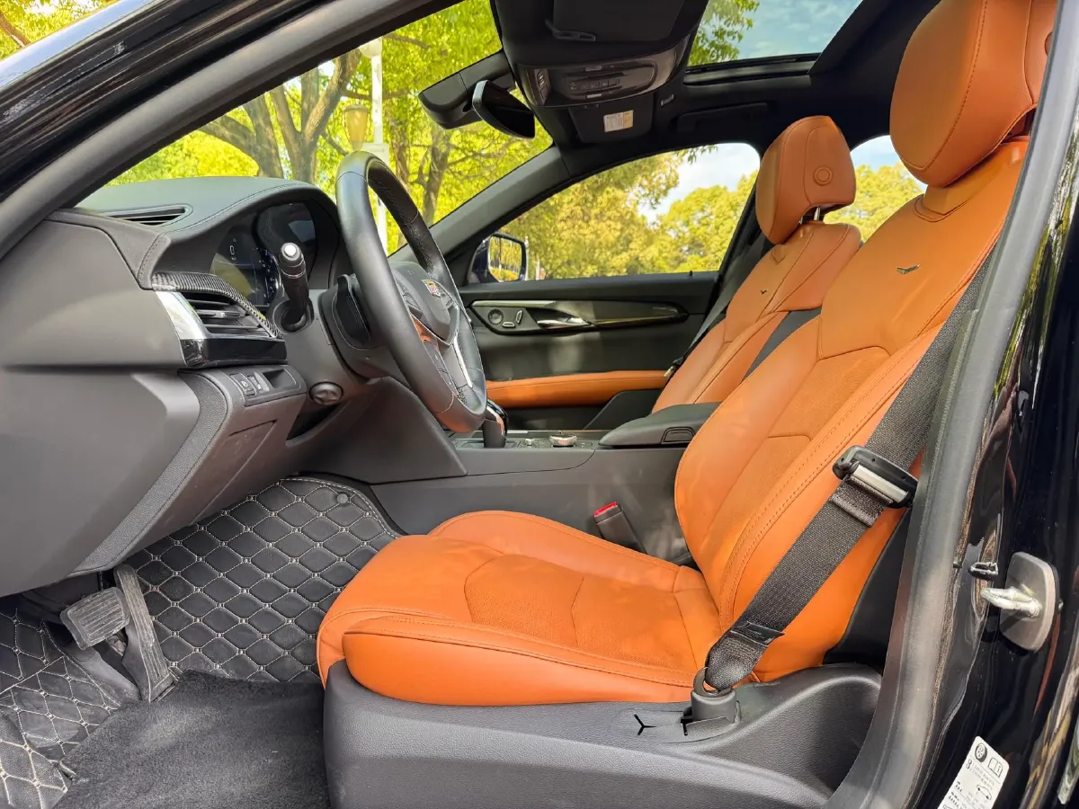 2022 Cadillac CT6 2.0T 237HP L4 10AT,autocango,china used car exporter,china ev exporter,chinese used car exporter,chinese used ev exporter