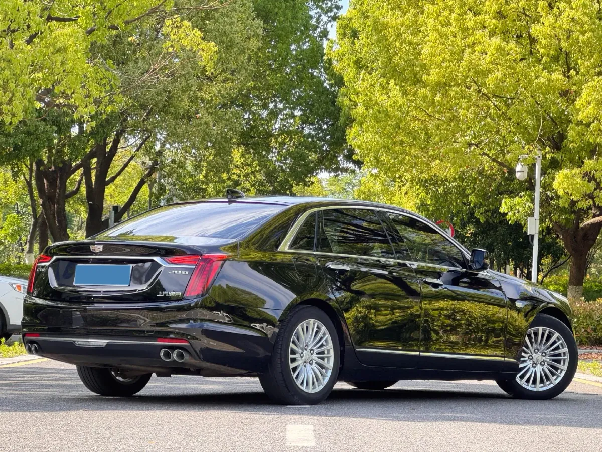 2022 Cadillac CT6 2.0T 237HP L4 10AT,autocango,china used car exporter,china ev exporter,chinese used car exporter,chinese used ev exporter
